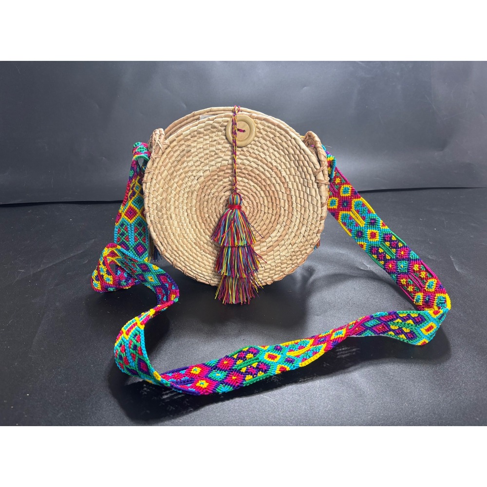 By Del Rio Round Straw Crossbody Bag Woven Multi Color‎ Embroidered Strap 00-182